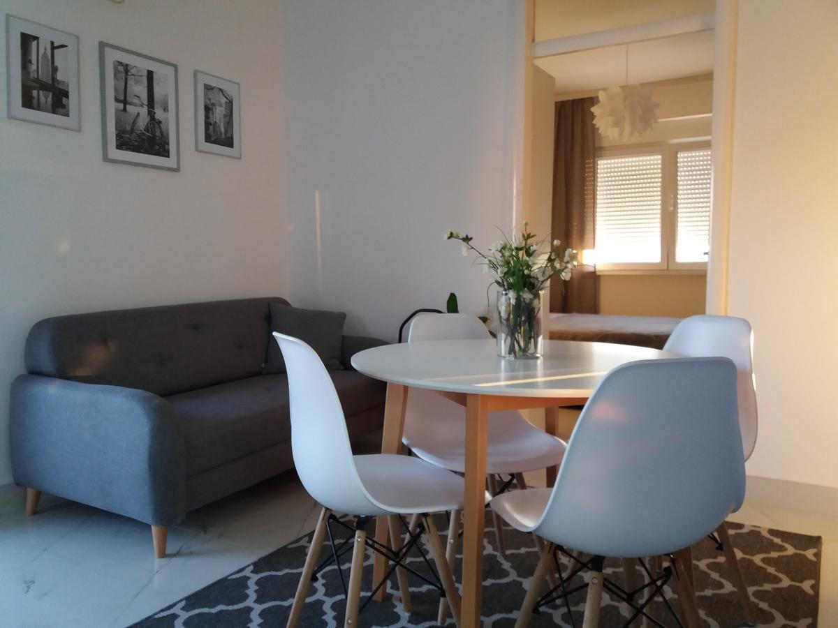 Holiday Home Duka'S Бар Екстериор снимка
