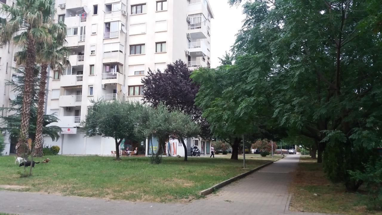 Holiday Home Duka'S Бар Екстериор снимка